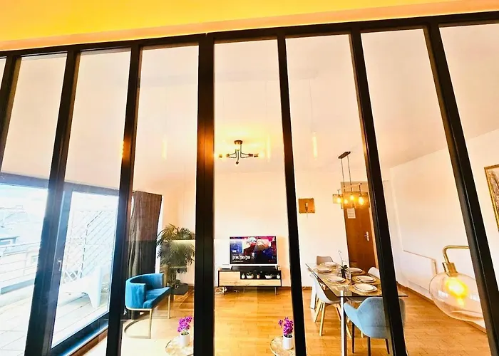 Bright And Cozy 2 Bedroom In Center Apartamento *